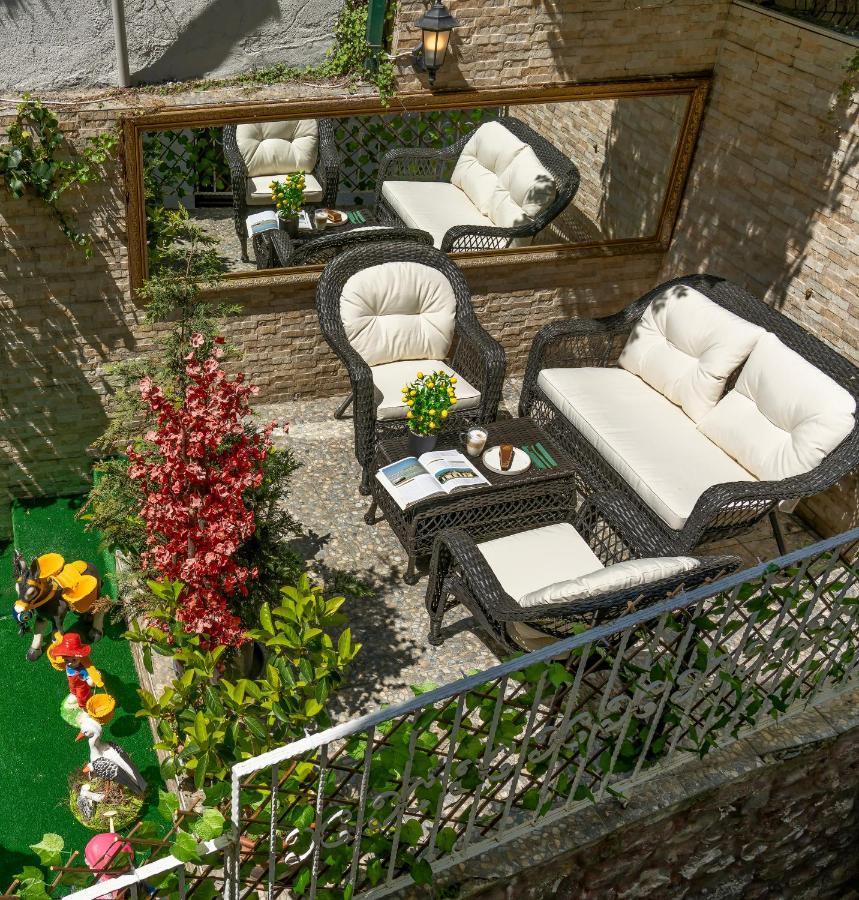 Royan Suites Istanbul Exterior foto